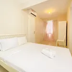 Nice Comfortable 2Br Apartment At Bassura City By Travelio